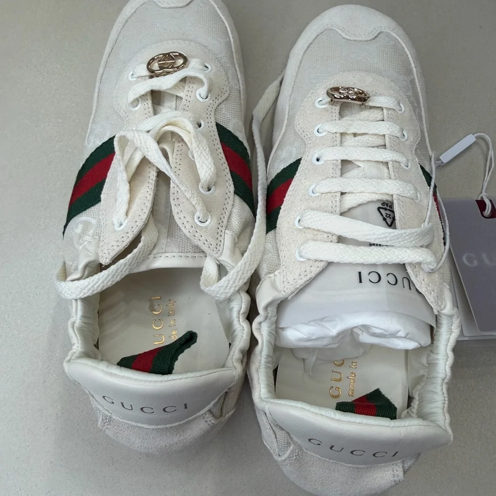Gucci Off-White GG Canvas Sneakers with Green and Red Web NWT - Picture 3 of 7
